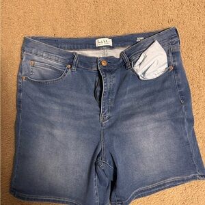Nicole Miller Mid Wash High-Rise Denim Shorts
